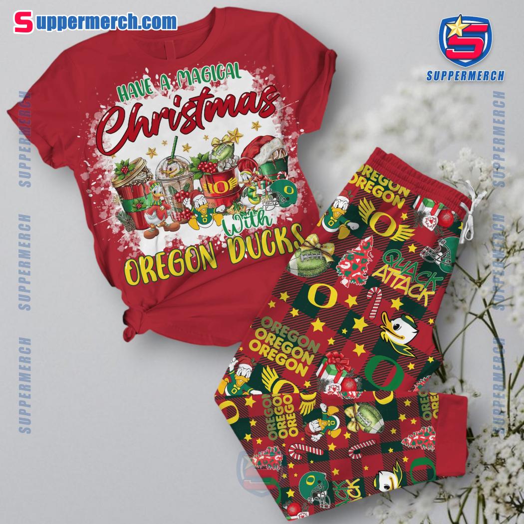 Have A Magical Christmas With Oregon Ducks Pajamas Set usYoqy1