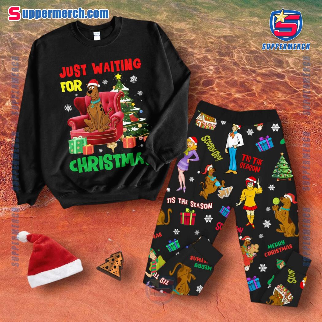 Scooby-doo Just Waiting For Christmas Pajamas Set