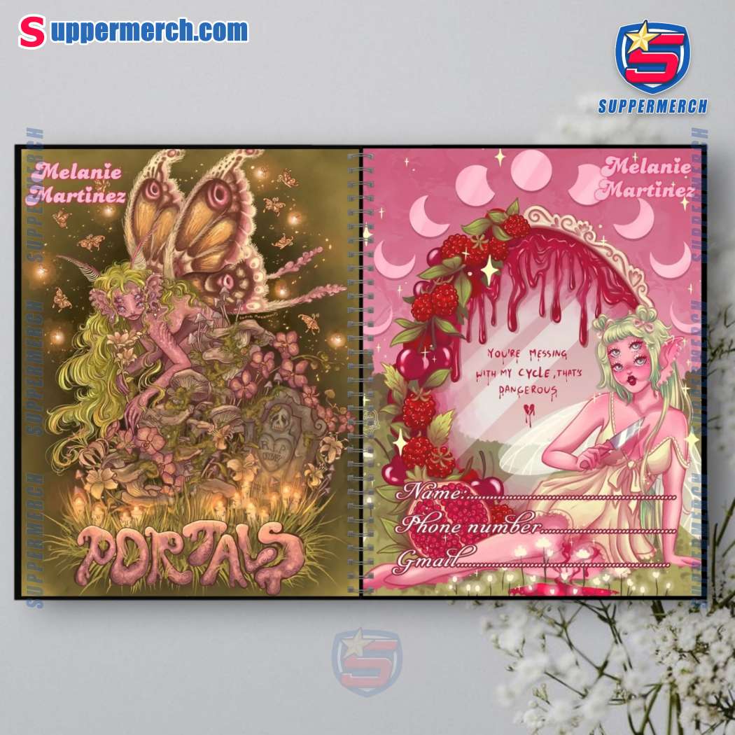 Melanie Martinez The Trilogy 2025 Daily Planner-c KIuL4nN